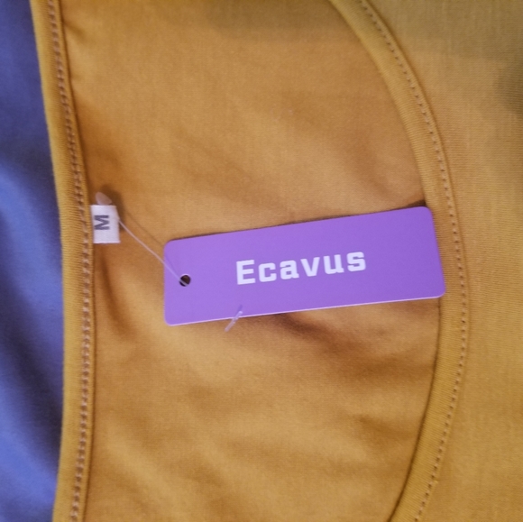 Ecavus Maternity Dress - Picture 2 of 4